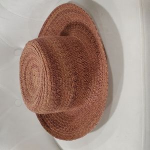 August woman's  straw hat size OS
